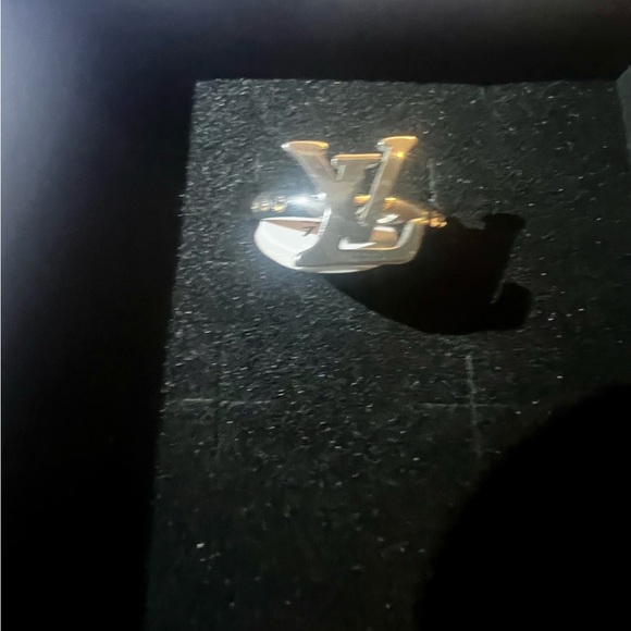 Silver LV Logo Ring - Picture 3 of 5